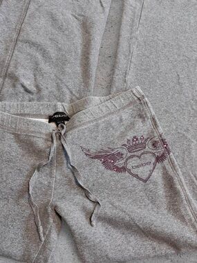 Bebe Vintage Y2K Grey Sweatpants W/ Heart Design